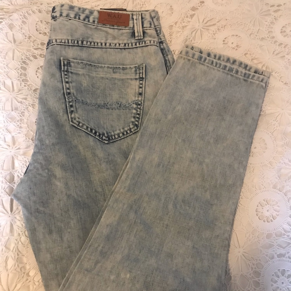 NWT - W.A.U. Premium Boy-Fit Jeans - Size 30